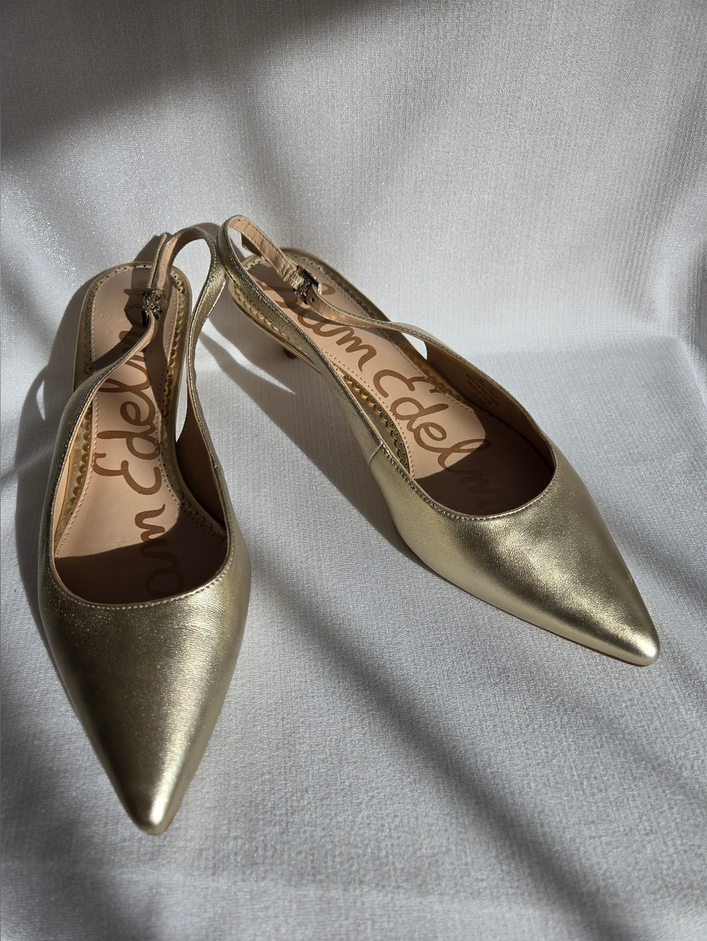 Size 7M - Sam Edelman Kitten Heels - Ludlow - Gold shoes -  Leather